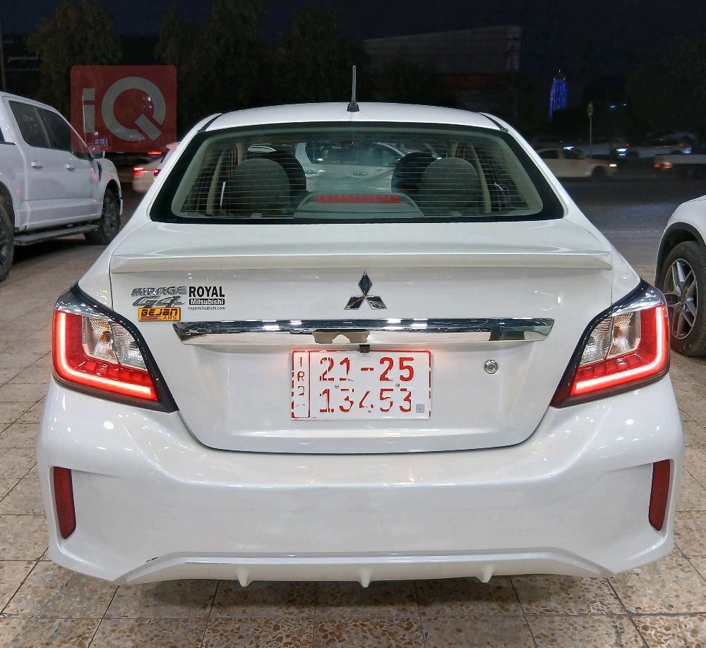 Mitsubishi Mirage G4